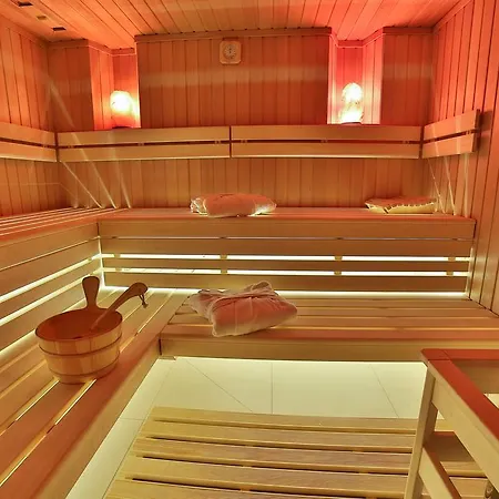 Parkowy Dworek 3* Rabka