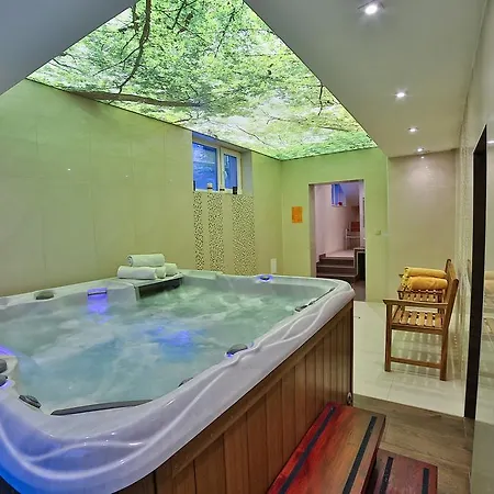 Gasthuis Parkowy Dworek Rabka